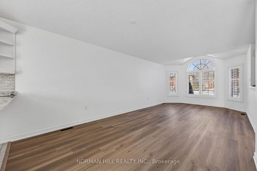 130-metcalfe-drive-bradford-bradford-west-gwillimbury-on-07 at 130 Metcalfe Drive, Bradford, Bradford West Gwillimbury