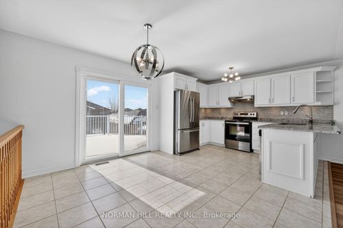 130-metcalfe-drive-bradford-bradford-west-gwillimbury-on-11-1 at 130 Metcalfe Drive, Bradford, Bradford West Gwillimbury