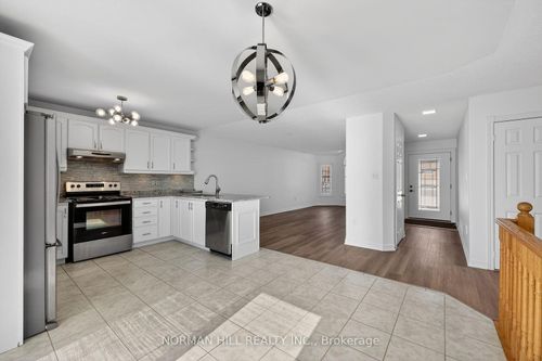 130-metcalfe-drive-bradford-bradford-west-gwillimbury-on-12 at 130 Metcalfe Drive, Bradford, Bradford West Gwillimbury