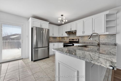 130-metcalfe-drive-bradford-bradford-west-gwillimbury-on-13 at 130 Metcalfe Drive, Bradford, Bradford West Gwillimbury