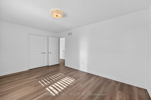 130-metcalfe-drive-bradford-bradford-west-gwillimbury-on-21 at 130 Metcalfe Drive, Bradford, Bradford West Gwillimbury