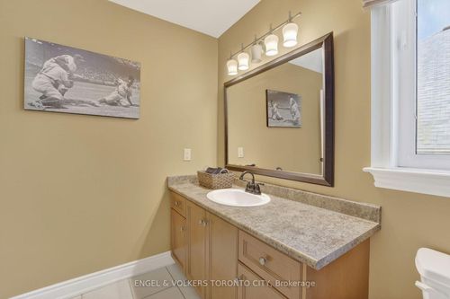 8-duncton-wood-crescent-hills-of-st-andrew-aurora-on-29 at 8 Duncton Wood Crescent, Hills of St Andrew, Aurora