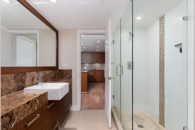 13th-st-w-210-210-north-vancouver-jamie-macdougall-20 at 210 - 210 WEST 13T Street, Central Lonsdale, North Vancouver