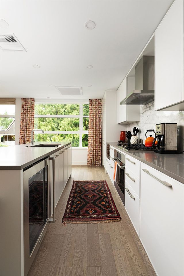 1055-ridgewood-drive-edgemont-north-vancouver-13 at 204 - 1055 Ridgewood Drive, Edgemont, North Vancouver