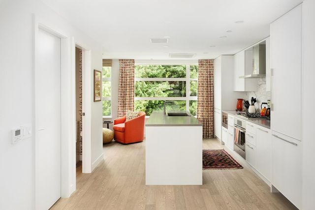 1055-ridgewood-drive-edgemont-north-vancouver-14 at 204 - 1055 Ridgewood Drive, Edgemont, North Vancouver