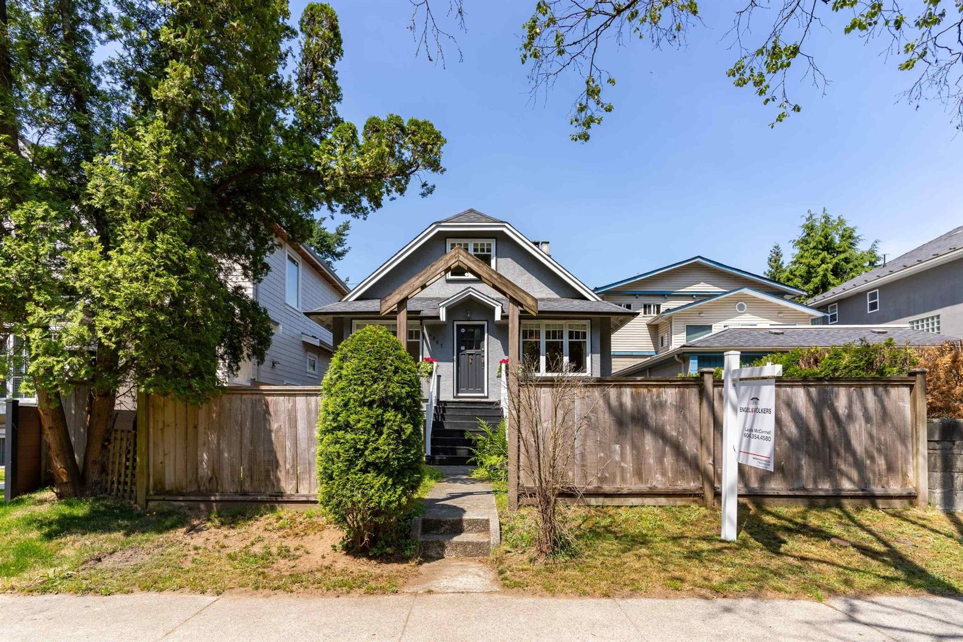 4567 W 16th Avenue, Point Grey, Vancouver West photo number 1