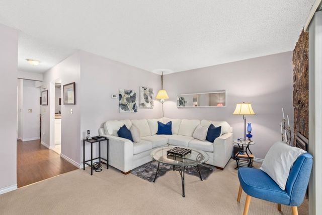 1960-rufus-drive-westlynn-north-vancouver-10 at 4 - 1960 Rufus Drive, Westlynn, North Vancouver