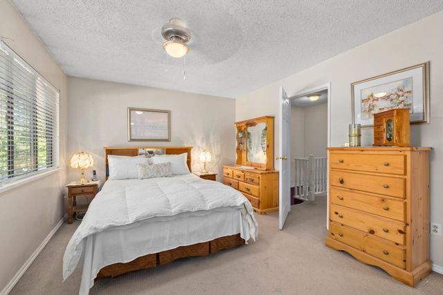 1960-rufus-drive-westlynn-north-vancouver-15 at 4 - 1960 Rufus Drive, Westlynn, North Vancouver