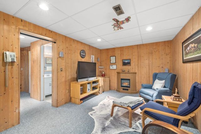 1960-rufus-drive-westlynn-north-vancouver-22 at 4 - 1960 Rufus Drive, Westlynn, North Vancouver