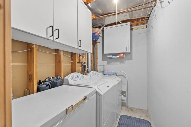 1960-rufus-drive-westlynn-north-vancouver-25 at 4 - 1960 Rufus Drive, Westlynn, North Vancouver