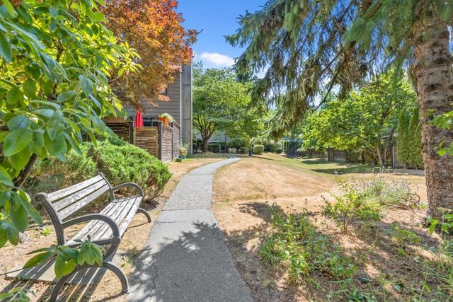 1960-rufus-drive-westlynn-north-vancouver-32 at 4 - 1960 Rufus Drive, Westlynn, North Vancouver