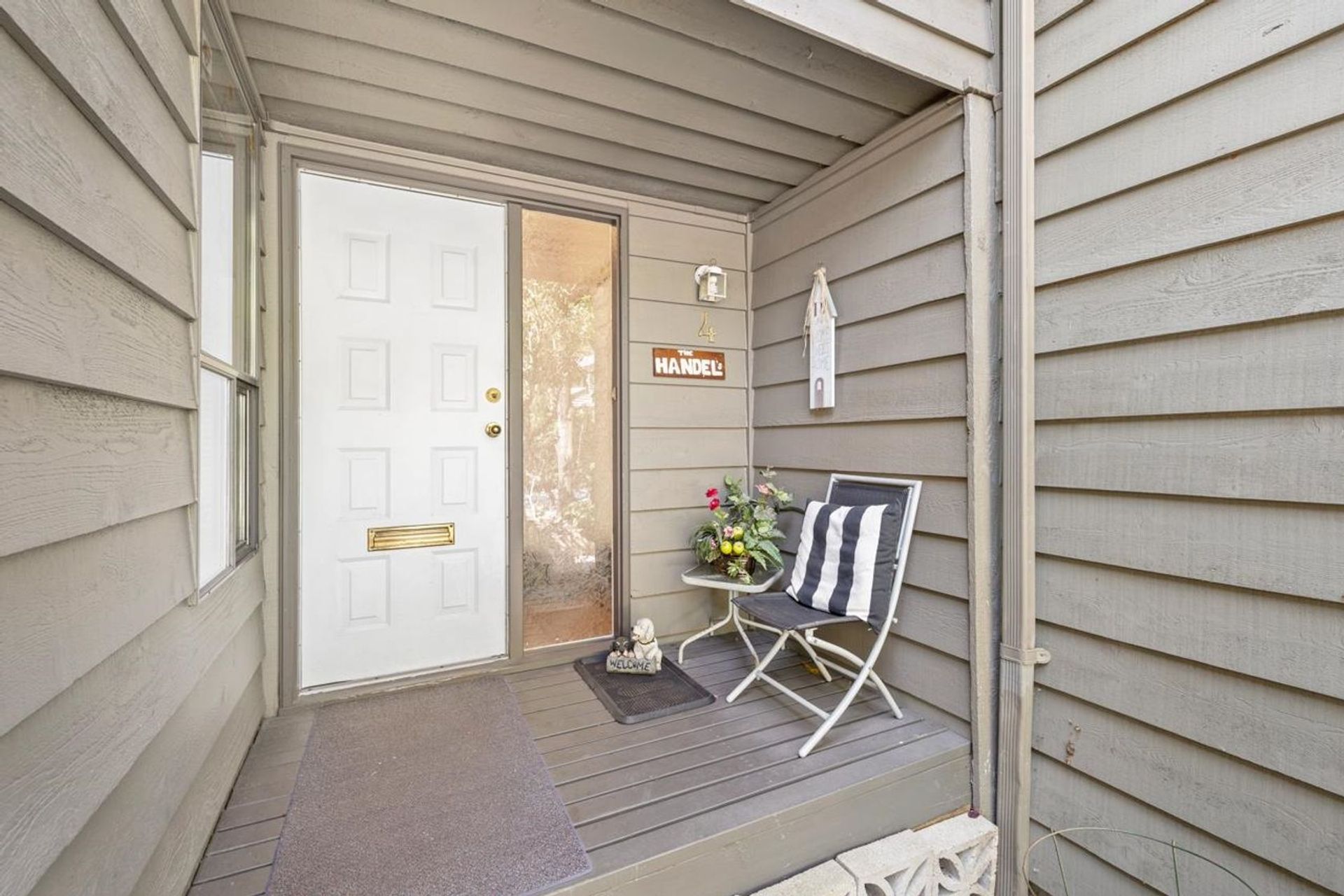 4 - 1960 Rufus Drive, Westlynn, North Vancouver photo number 1