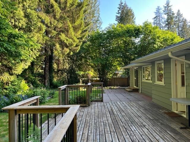 aintree13 at 3390 Aintree Drive, Edgemont, North Vancouver