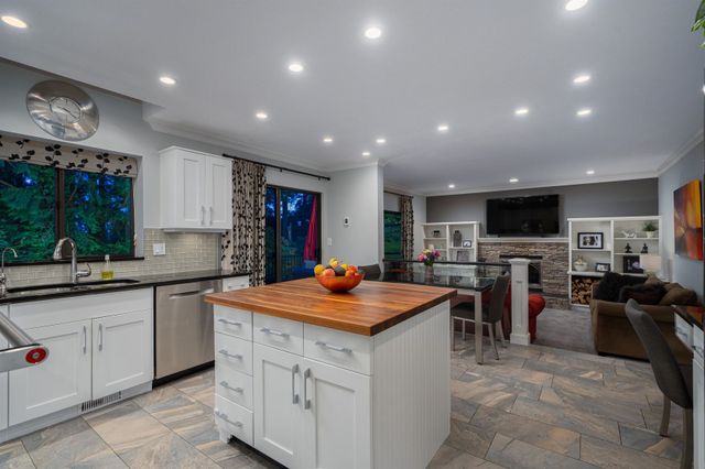 5791-grousewoods-crescent-grouse-woods-north-vancouver-12 at 5791 Grousewoods Crescent, Grouse Woods, North Vancouver