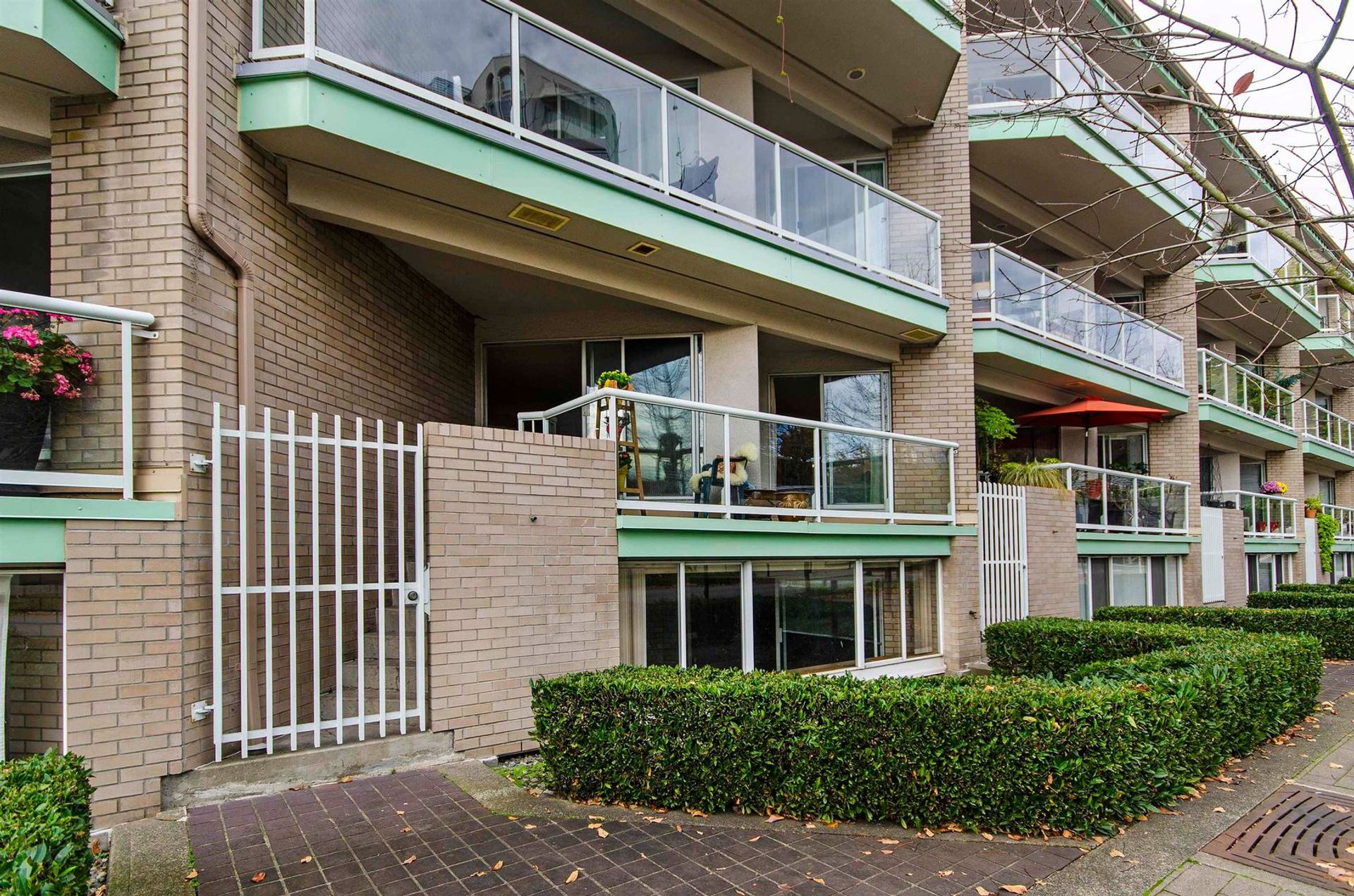 3107 - 33 Chesterfield Place, Lower Lonsdale, North Vancouver photo number 1