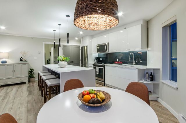 120-e-2nd-street-lower-lonsdale-north-vancouver-05 at 401 - 120 E 2nd Street, Lower Lonsdale, North Vancouver