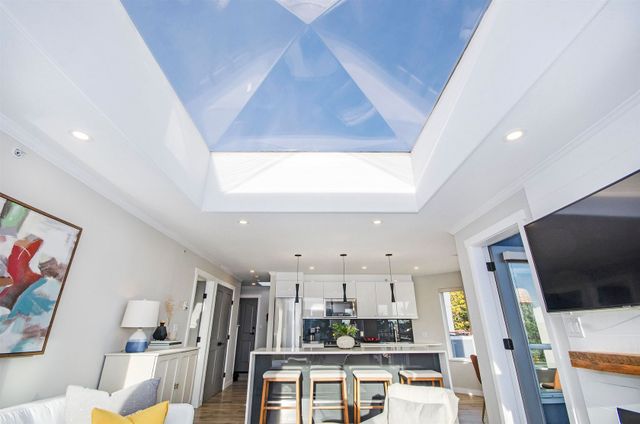 120-e-2nd-street-lower-lonsdale-north-vancouver-18 at 401 - 120 E 2nd Street, Lower Lonsdale, North Vancouver