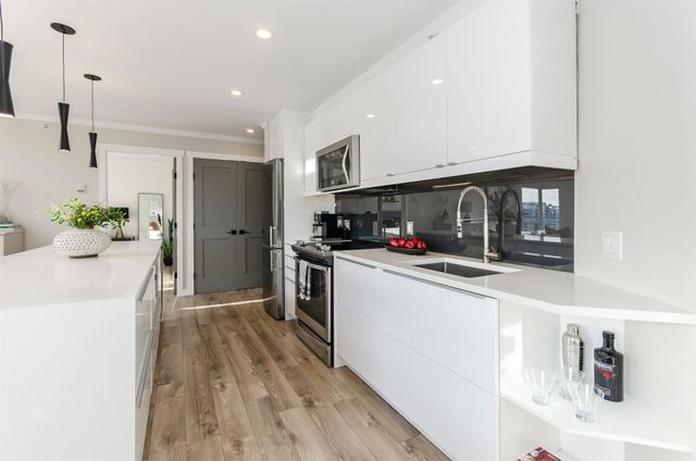 120-e-2nd-street-lower-lonsdale-north-vancouver-26 at 401 - 120 E 2nd Street, Lower Lonsdale, North Vancouver