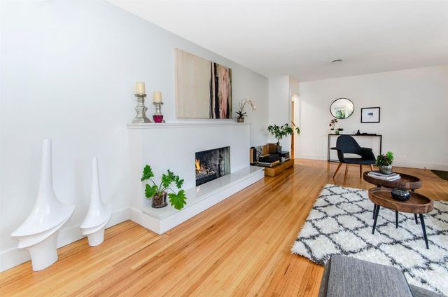 3005-beverley-crescent-edgemont-north-vancouver-06 at 3005 Beverley Crescent, Edgemont, North Vancouver