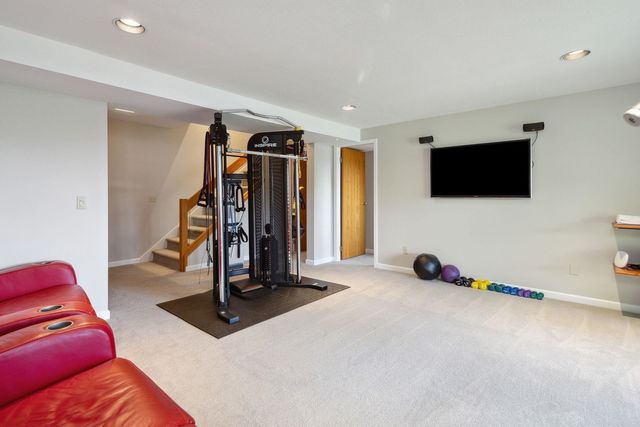 5321-monte-bre-crescent-upper-caulfeild-west-vancouver-26 at 5321 Monte Bre Crescent, Upper Caulfeild, West Vancouver