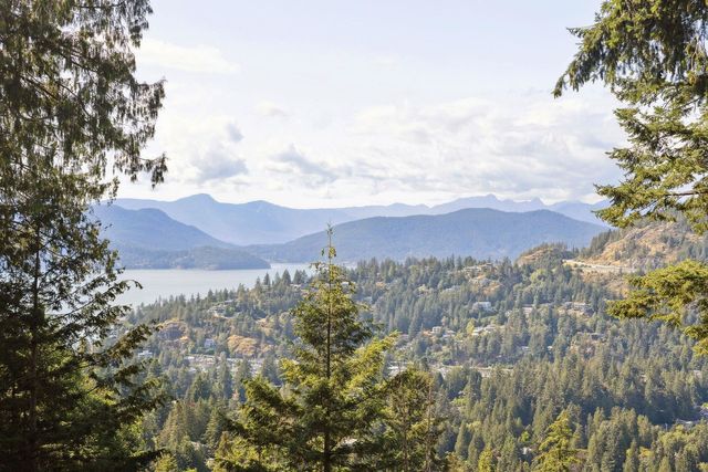 5321-monte-bre-crescent-upper-caulfeild-west-vancouver-33 at 5321 Monte Bre Crescent, Upper Caulfeild, West Vancouver