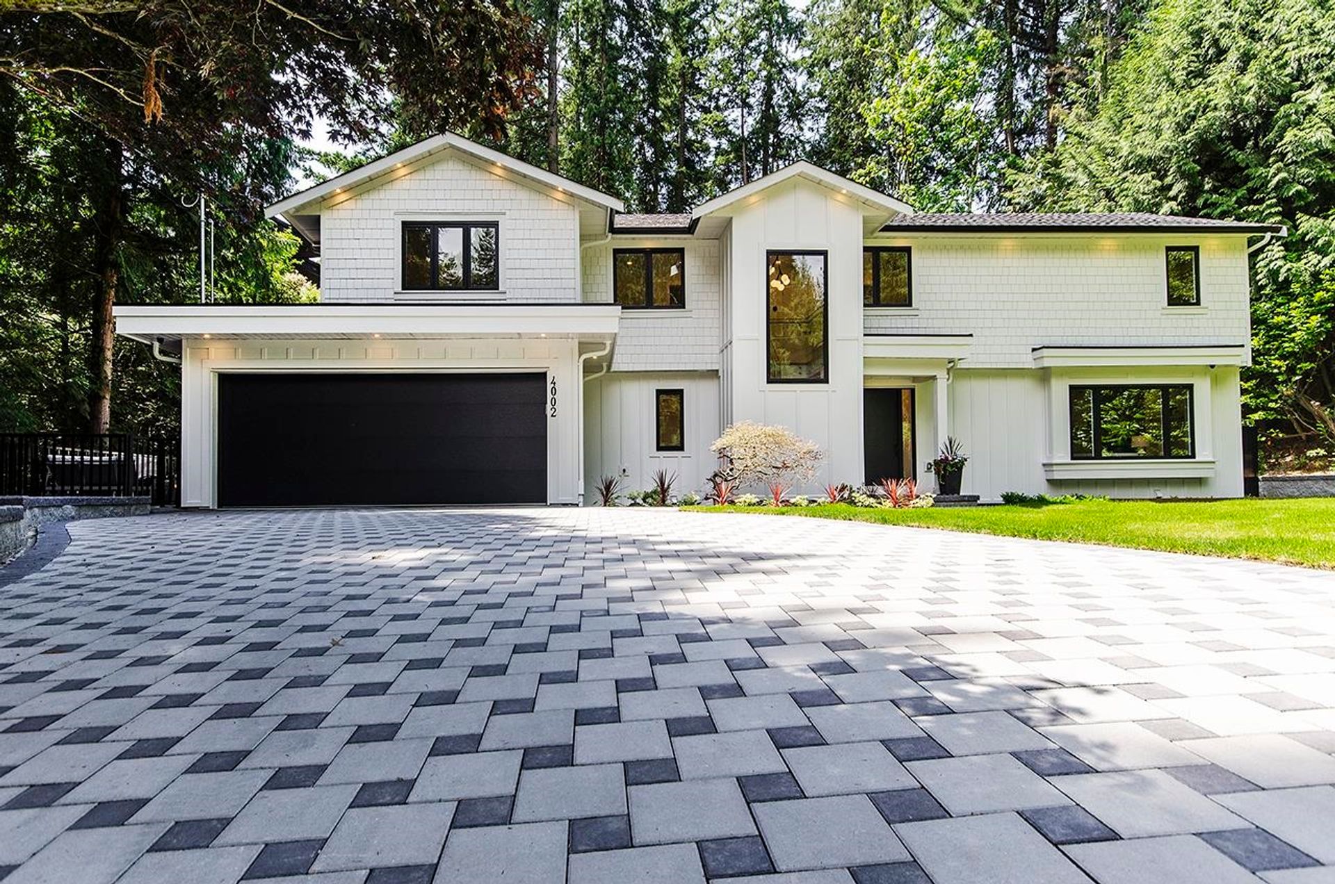 4002 Bayridge Avenue, Bayridge, West Vancouver photo number 1 4002 Bayridge Avenue, Bayridge, West Vancouver photo number 1