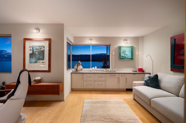 150-24th-street-dundarave-west-vancouver-06 at 1001-02 - 150 24th Street, Dundarave, West Vancouver