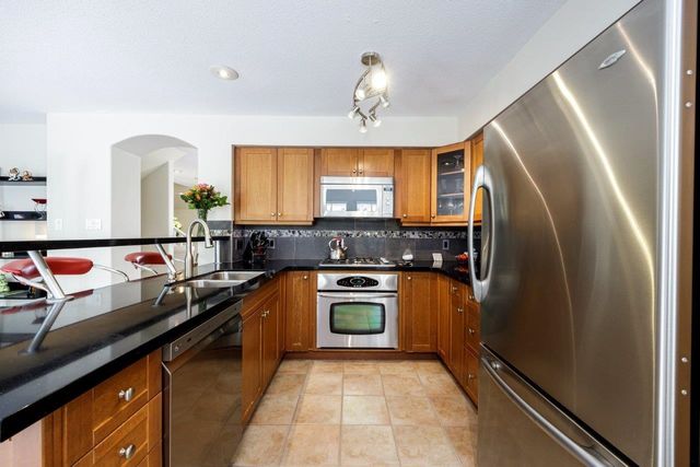 at 50 - 1550 Larkhall Crescent, North Vancouver