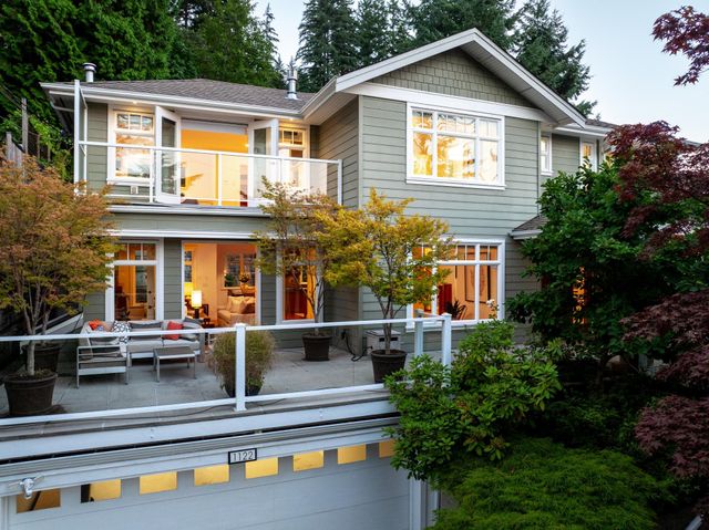  at 1122 Kilmer Rd, Lynn Valley, North Vancouver