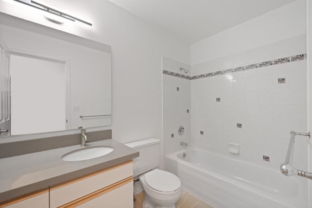  at 318 E 6th ST, Lower Lonsdale, North Vancouver