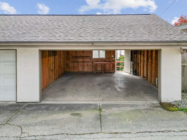  at 318 E 6th ST, Lower Lonsdale, North Vancouver