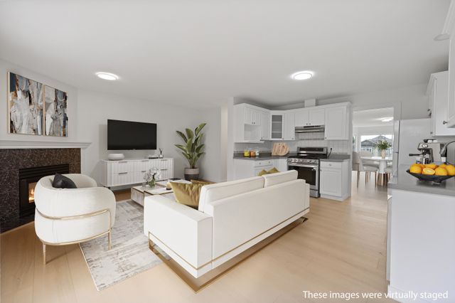  at 318 E 6th ST, Lower Lonsdale, North Vancouver