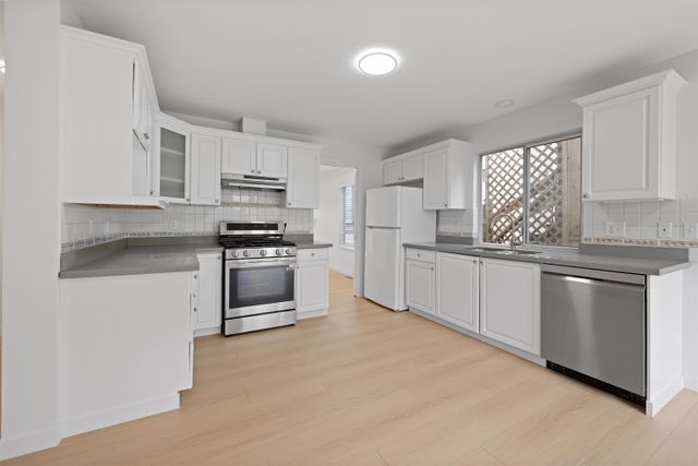  at 318 E 6th ST, Lower Lonsdale, North Vancouver