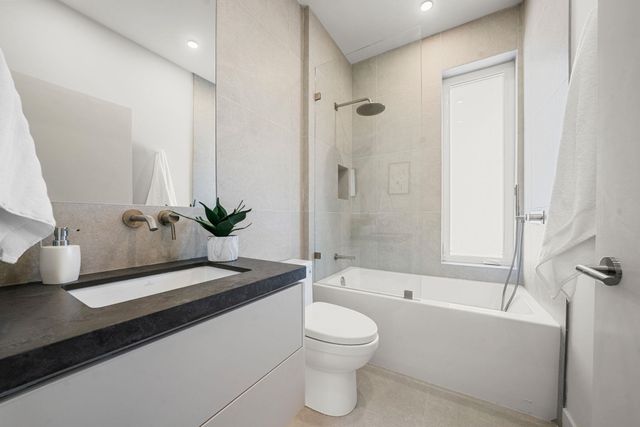  at 2 - 638 E 46th ST, Vancouver West
