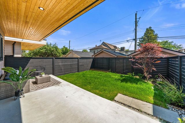  at 2 - 638 E 46th ST, Vancouver West