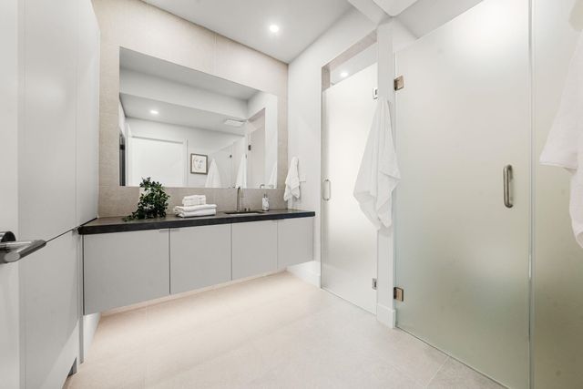  at 2 - 638 E 46th ST, Vancouver West