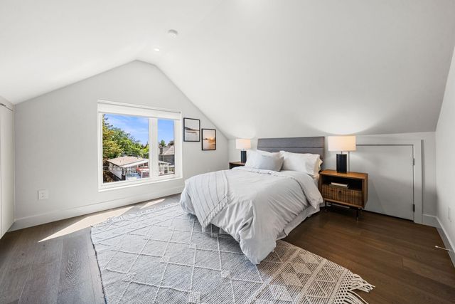  at 2 - 638 E 46th ST, Vancouver West