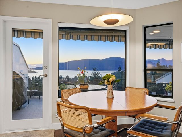 5307-aspen-drive-upper-caulfeild-west-vancouver-11 at 5307 Aspen Drive, Upper Caulfeild, West Vancouver