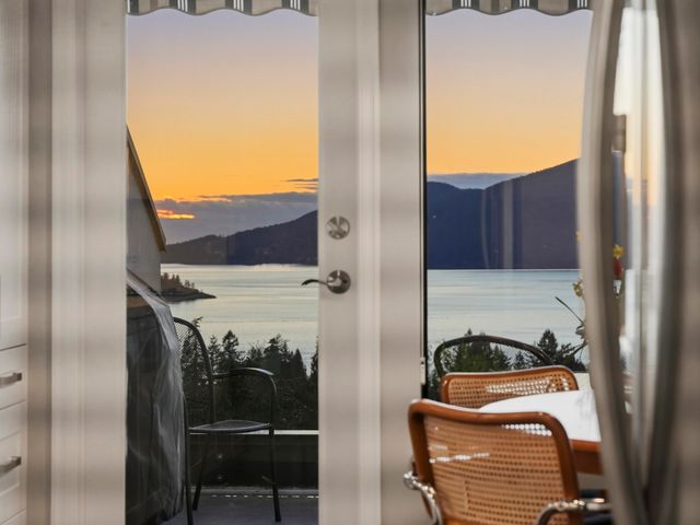 5307-aspen-drive-upper-caulfeild-west-vancouver-15 at 5307 Aspen Drive, Upper Caulfeild, West Vancouver