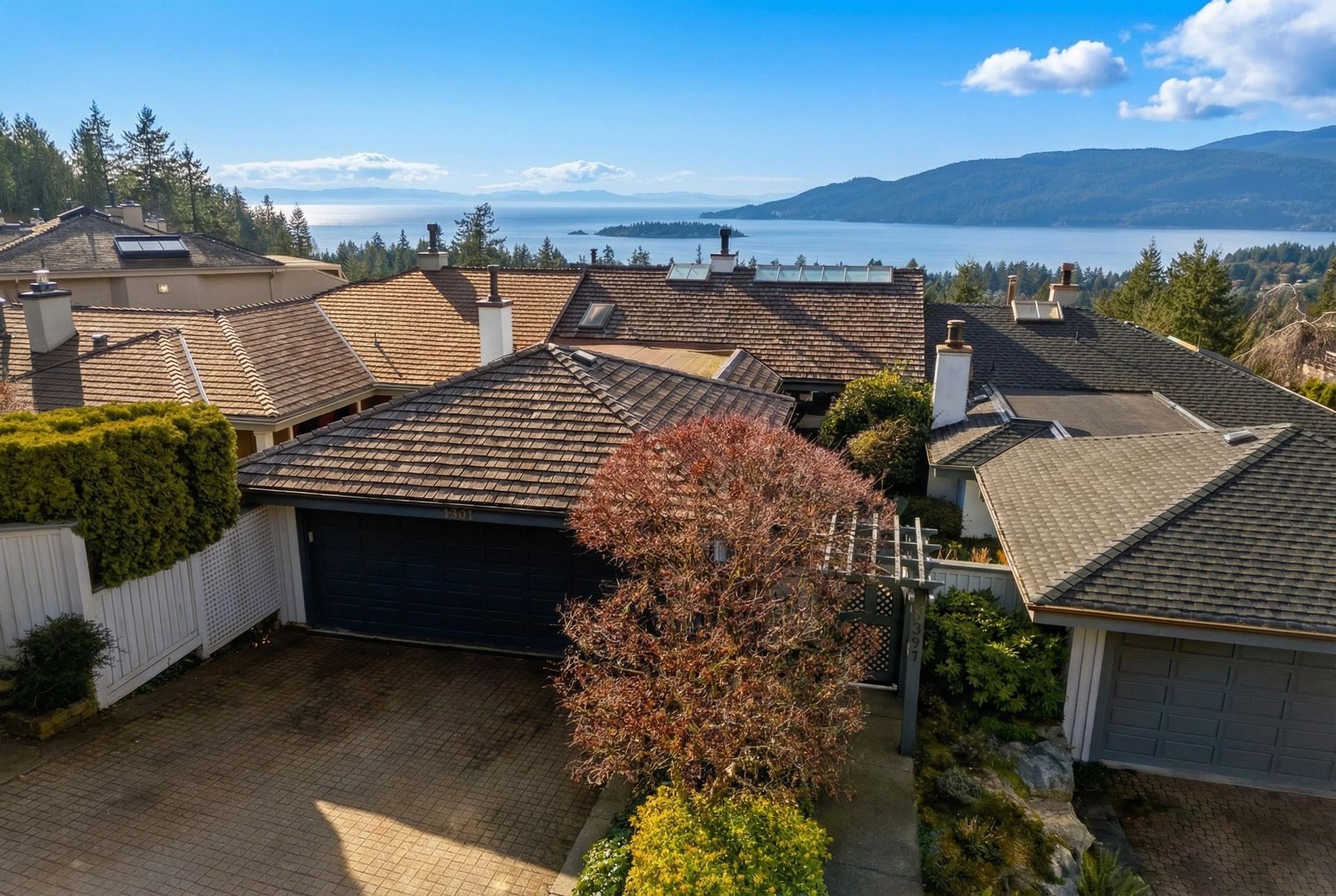 5307 Aspen Drive, Upper Caulfeild, West Vancouver photo number 1