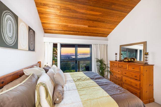 187-rondoval-crescent-upper-delbrook-north-vancouver-19 at 187 Rondoval Crescent, Upper Delbrook, North Vancouver