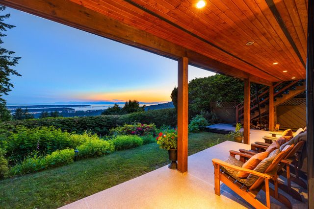 187-rondoval-crescent-upper-delbrook-north-vancouver-27 at 187 Rondoval Crescent, Upper Delbrook, North Vancouver