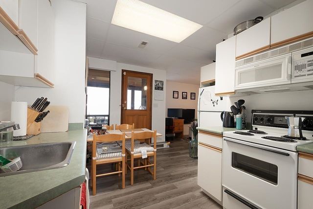 187-rondoval-crescent-upper-delbrook-north-vancouver-30 at 187 Rondoval Crescent, Upper Delbrook, North Vancouver