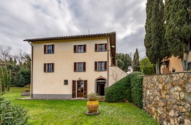 dsc_4743-hdr at  Tuscany, Italy