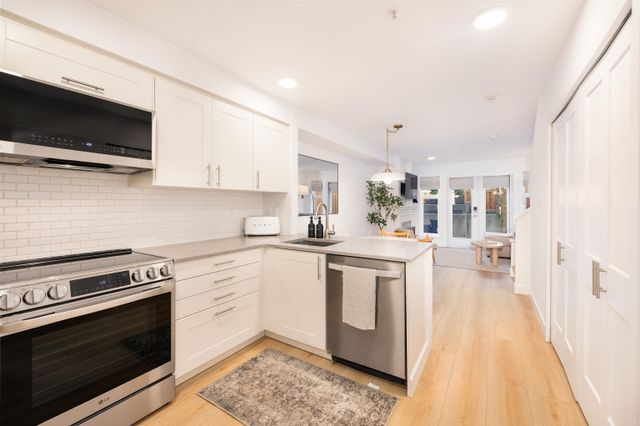 2565-w-broadway-kitsilano-vancouver-west-15 at 235 - 2565 W Broadway, Kitsilano, Vancouver West