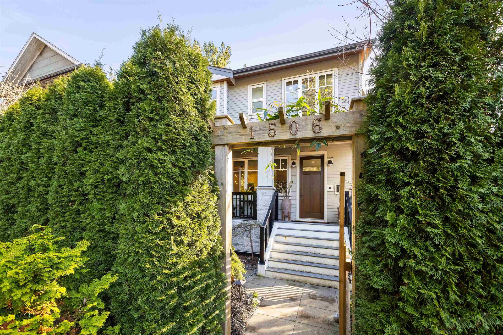 1506 E 11th Avenue, Grandview Woodland, Vancouver East photo number 1