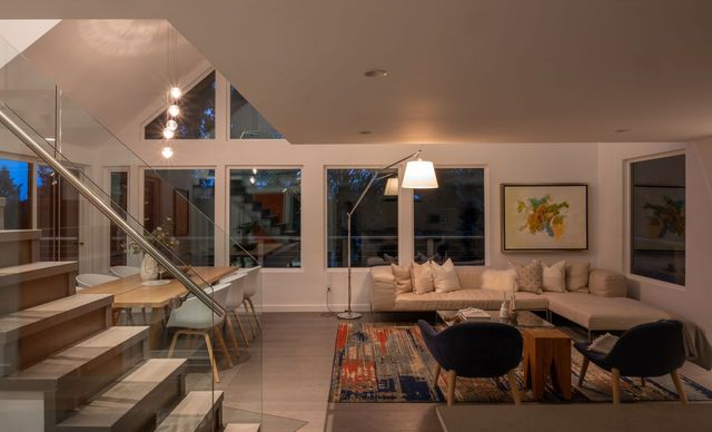 tt15 at 1197 Tall Tree Lane, Canyon Heights NV, North Vancouver