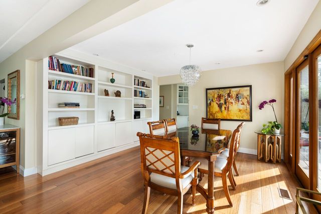 handsworth10 at 1091 Handsworth Road, Canyon Heights NV, North Vancouver