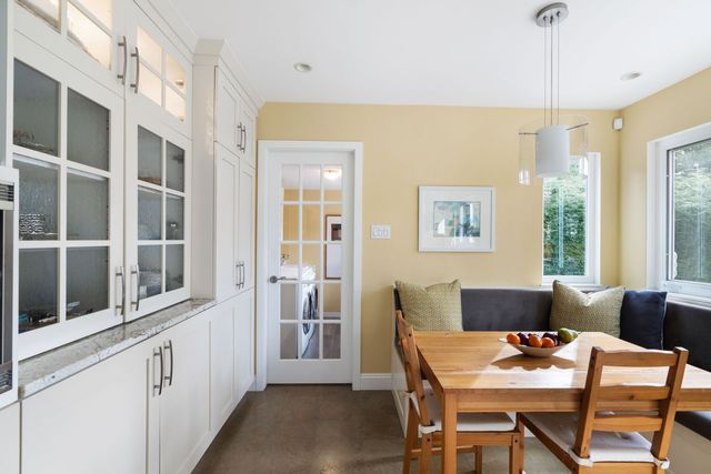 handsworth16 at 1091 Handsworth Road, Canyon Heights NV, North Vancouver