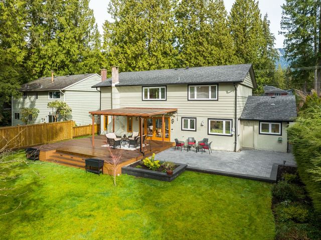 handsworth2 at 1091 Handsworth Road, Canyon Heights NV, North Vancouver